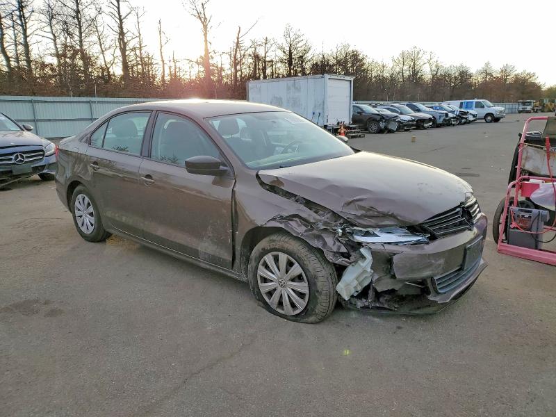74087095 :رقم المزاد ، 3VW2K7AJ5BM390688 vin ، 2011 Volkswagen Jetta مزاد بيع