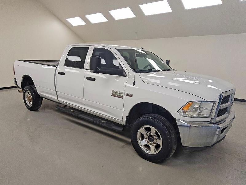 97329215 :رقم المزاد ، 3C6UR5HJ4FG586893 vin ، 2015 Ram 2500 مزاد بيع