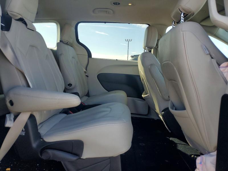 72750735 :رقم المزاد ، 2C4RC1FG5MR585386 vin ، 2021 Chrysler Pacifica مزاد بيع