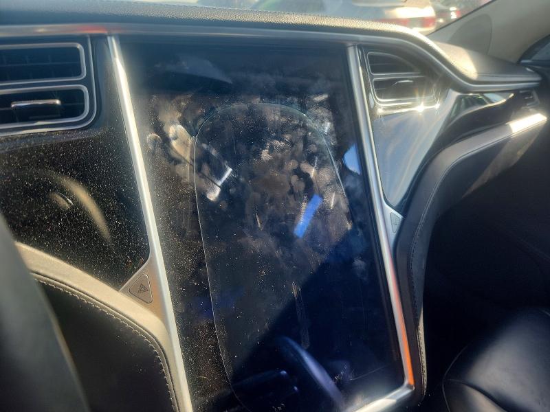 Продажа на аукционе авто 2014 Tesla Model S, vin: 5YJSA1H17EFP37763, номер лота: 99661025