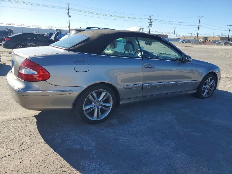 72437025 :رقم المزاد ، WDBTK56F18F236129 vin ، 2008 Mercedes-benz Clk 350 مزاد بيع