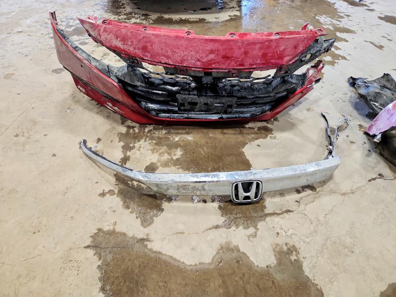 Продаж на аукціоні авто 2018 Honda Accord Tou, vin: 1HGCV1F97JA810619, номер лоту: 74040255