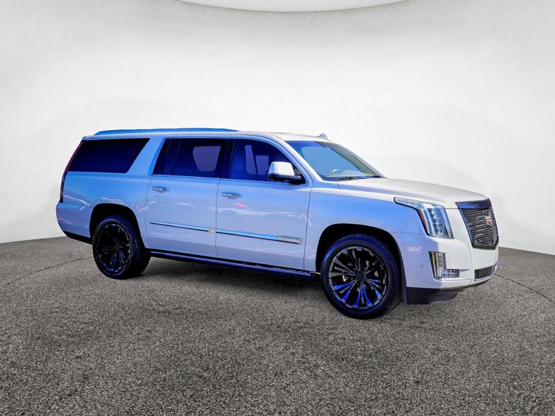 2017 Cadillac Escalade E მანქანა იყიდება აუქციონზე, vin: 1GYS3KKJ4HR256550, აუქციონის ნომერი: 74917265
