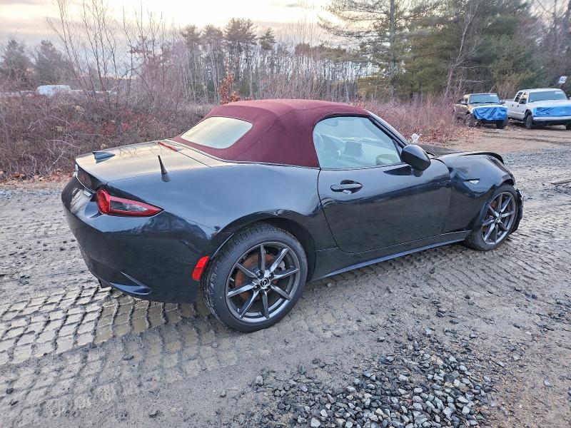 72460765 :رقم المزاد ، JM1NDAD71J0202578 vin ، 2018 Mazda Mx-5 Miata مزاد بيع