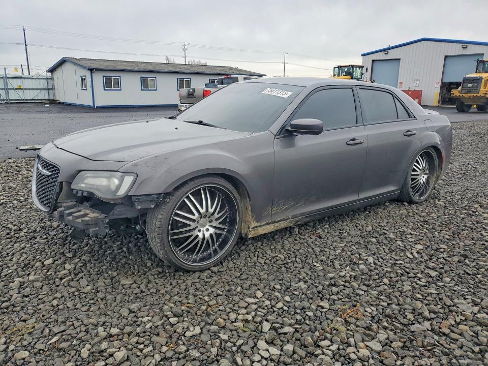 Продажа на аукционе авто 2019 Chrysler 300, vin: 2C3CCABGXKH539622, номер лота: 75411315