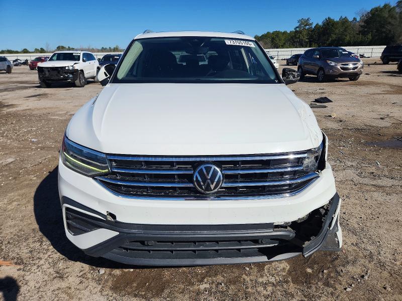 Продаж на аукціоні авто 2022 Volkswagen Tiguan, vin: 3VV3B7AXXNM012061, номер лоту: 73705105