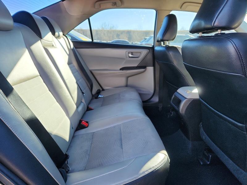 99842705 :رقم المزاد ، 4T1BF1FKXGU191608 vin ، 2016 Toyota Camry مزاد بيع