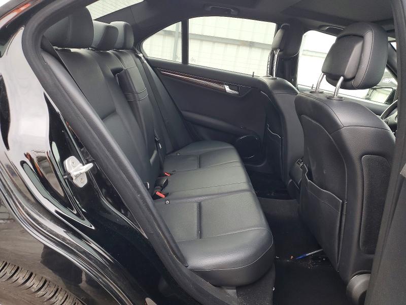 Продаж на аукціоні авто 2010 Mercedes-benz C, vin: WDDGF8BB9AR096286, номер лоту: 98157005
