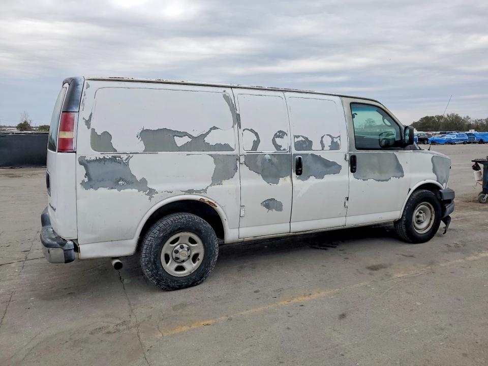 2004 Chevrolet Express G1500 მანქანა იყიდება აუქციონზე, vin: 1GCFG15X041162860, აუქციონის ნომერი: 74884695