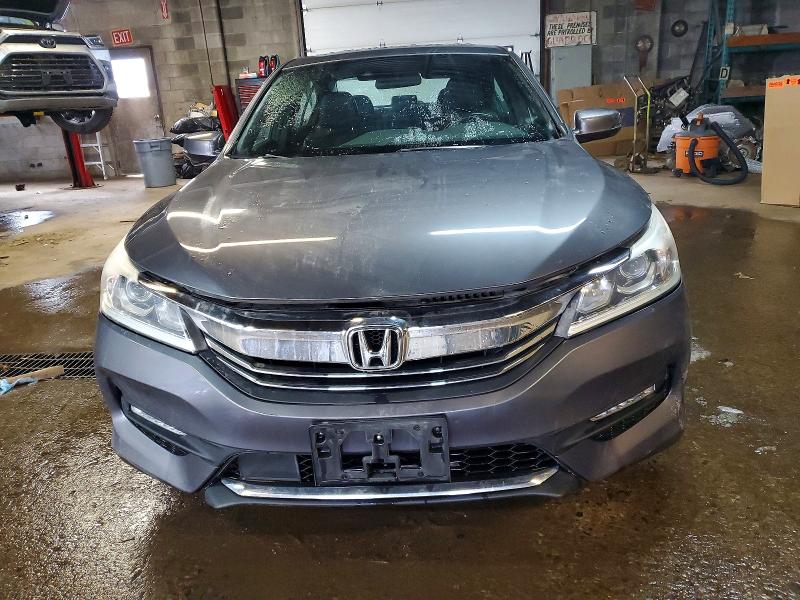 Продажа на аукционе авто 2017 Honda Accord, vin: 1HGCR2F62HA805080, номер лота: 95495165