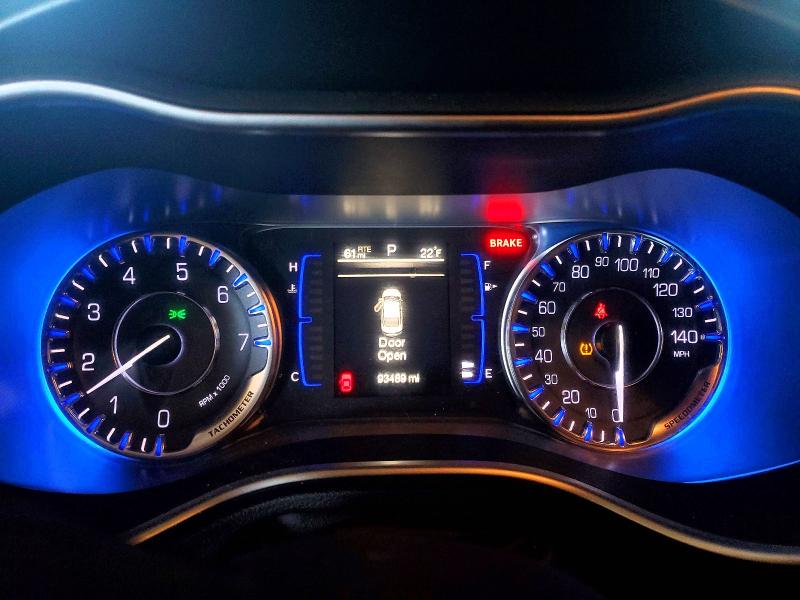 73546835 :رقم المزاد ، 1C3CCCAB4FN682953 vin ، 2015 Chrysler 200 مزاد بيع