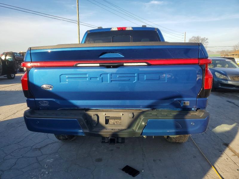 98342215 :رقم المزاد ، 1FT6W1EV4NWG00916 vin ، 2022 Ford F150 مزاد بيع