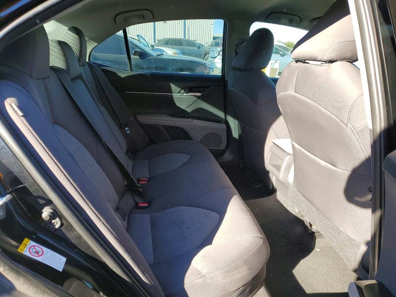 Продажа на аукционе авто 2018 Toyota Camry, vin: 4T1B31HK2JU004603, номер лота: 73433015
