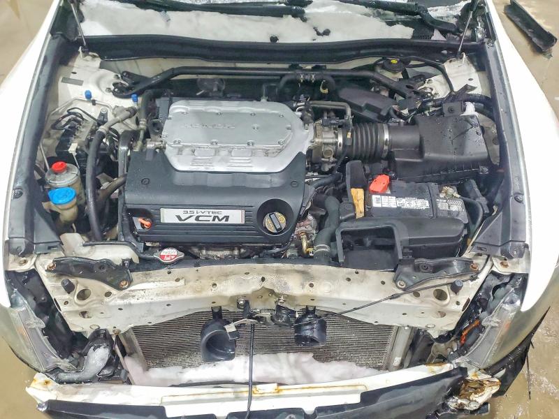 73757945 :رقم المزاد ، 1HGCP3F84CA001725 vin ، 2012 Honda Accord مزاد بيع