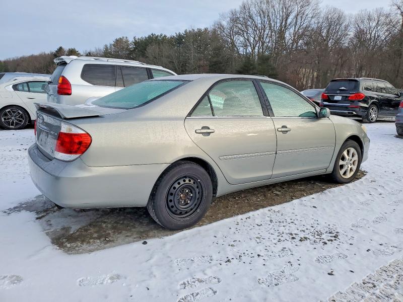 98373485 :رقم المزاد ، 4T1BF30K76U627432 vin ، 2006 Toyota Camry مزاد بيع