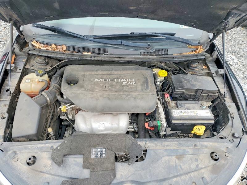 Продаж на аукціоні авто 2015 Chrysler 200, vin: 1C3CCCAB8FN526642, номер лоту: 98195985