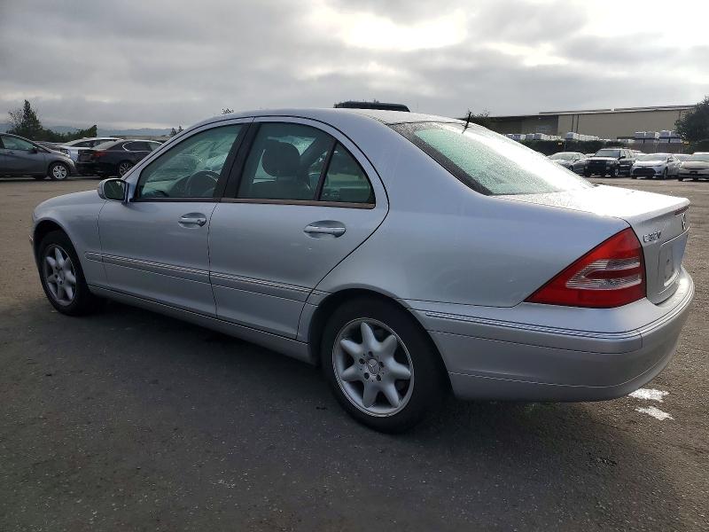 2001 Mercedes-benz C 320 მანქანა იყიდება აუქციონზე, vin: WDBRF64JX1F094414, აუქციონის ნომერი: 99893925