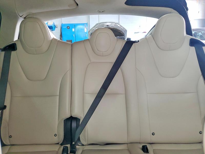Продажа на аукционе авто 2018 Tesla Model X, vin: 5YJXCDE25JF143682, номер лота: 98389875