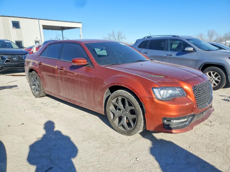 Продаж на аукціоні авто 2021 Chrysler 300, vin: 2C3CCABT0MH592765, номер лоту: 99883785