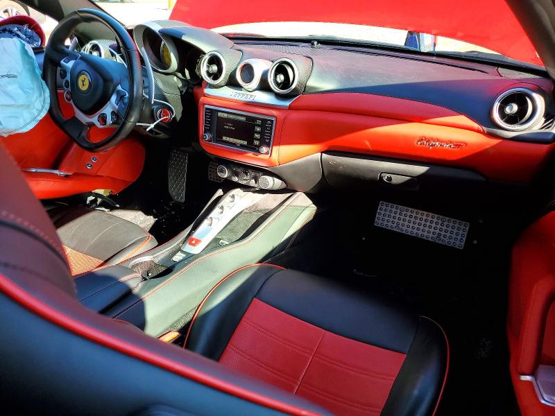2017 Ferrari California T მანქანა იყიდება აუქციონზე, vin: ZFF77XJA7H0222526, აუქციონის ნომერი: 74959495