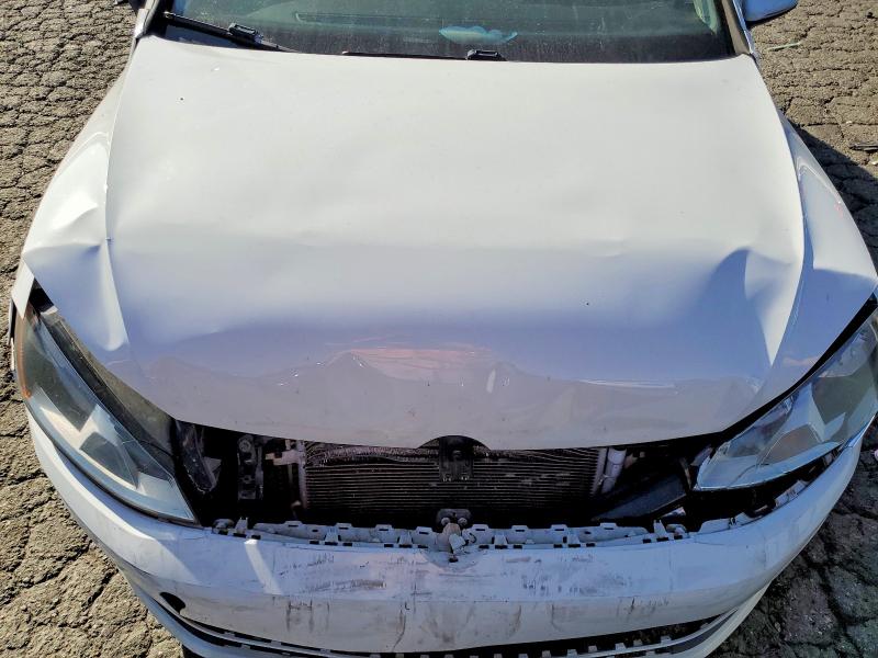 74912905 :رقم المزاد ، 3VW217AU7FM052356 vin ، 2015 Volkswagen Golf مزاد بيع