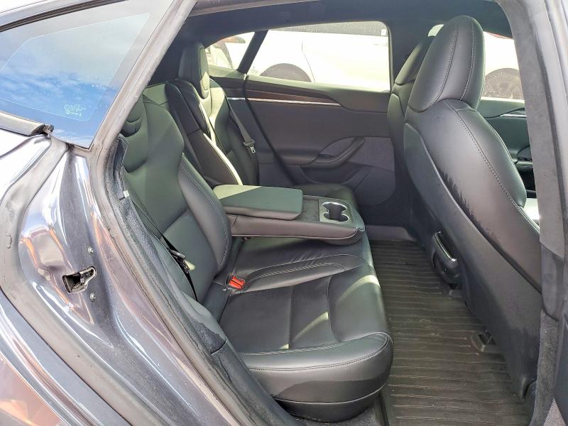 99058425 :رقم المزاد ، 5YJSA1E53MF452001 vin ، 2021 Tesla Model S مزاد بيع