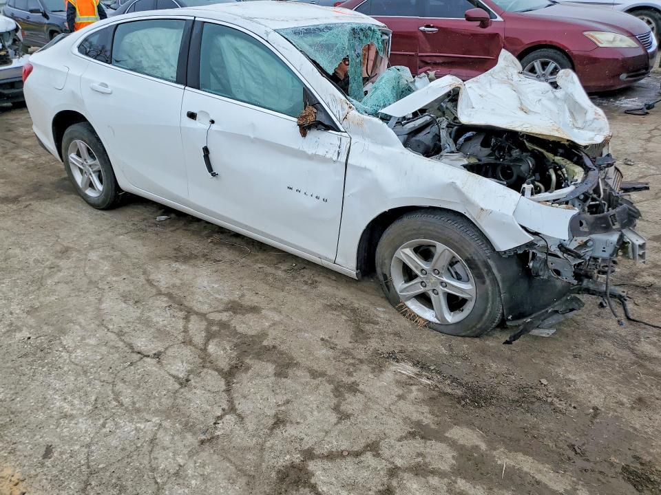Продажа на аукционе авто 2021 Chevrolet Malibu, vin: 1G1ZC5ST2MF056245, номер лота: 74853485