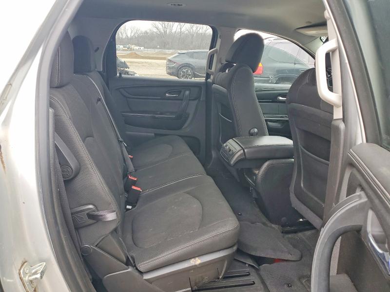 99546515 :رقم المزاد ، 1GKKRNEDXFJ300868 vin ، 2015 Gmc Acadia مزاد بيع