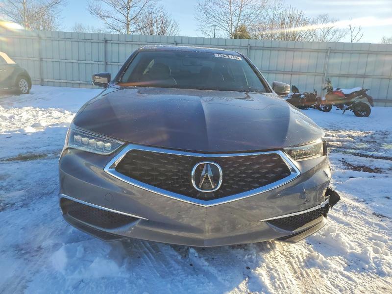 Aukcja sprzedaży 2018 Acura Tlx, vin: 19UUB2F38JA008871, numer aukcji: 72832145