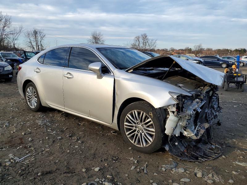 73902595 :رقم المزاد ، JTHBK1GG0D2057481 vin ، 2013 Lexus Es مزاد بيع