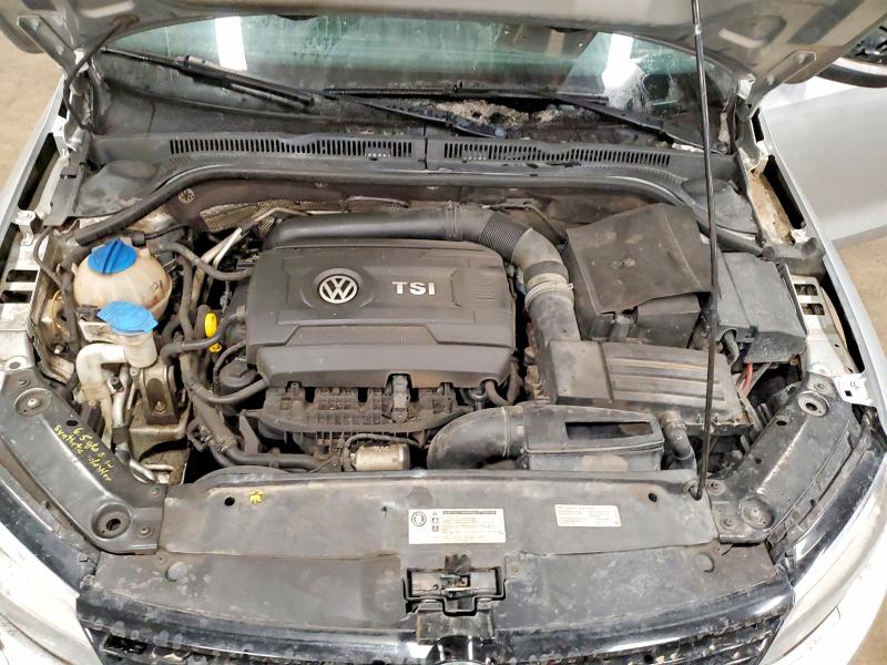 73915385 :رقم المزاد ، 3VWD17AJXEM246277 vin ، 2014 Volkswagen Jetta مزاد بيع