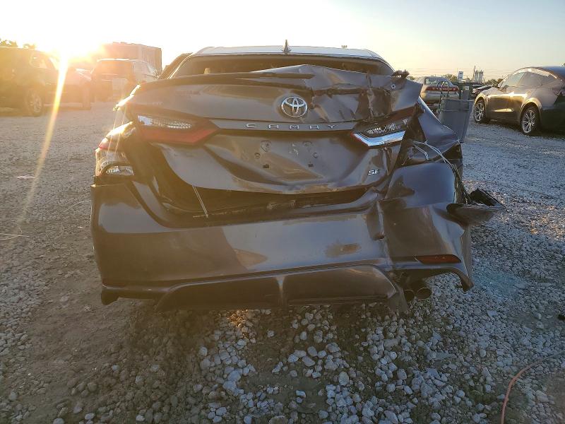 Продажа на аукционе авто 2022 Toyota Camry, vin: 4T1G11AK6NU644812, номер лота: 73299725