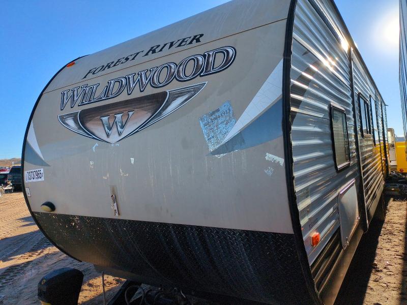 73737965 :رقم المزاد ، 4X4TWDM24GA256395 vin ، 2016 Forrest River Wildwood مزاد بيع