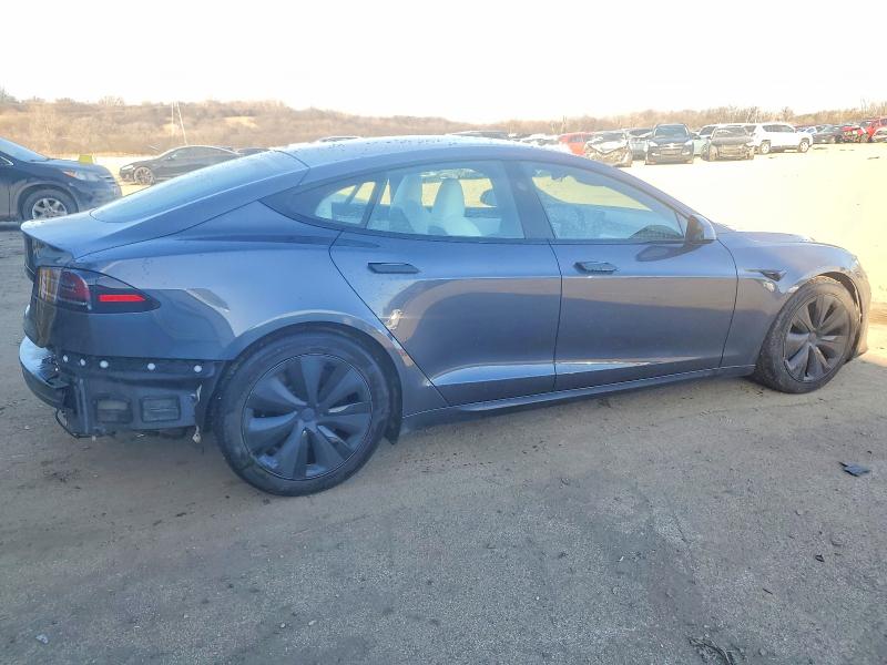 Продаж на аукціоні авто 2023 Tesla Model S, vin: 5YJSA1E5XPF523487, номер лоту: 74408385