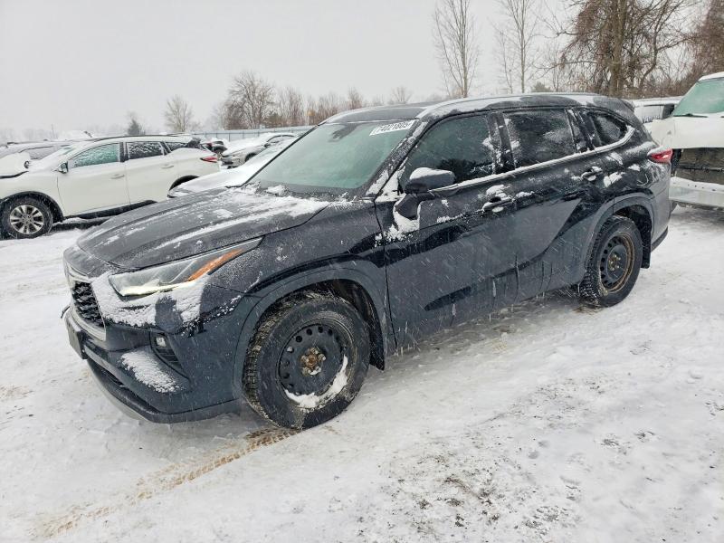 Продажа на аукционе авто 2022 Toyota Highlander, vin: 5TDFZRBHXNS220788, номер лота: 74021805