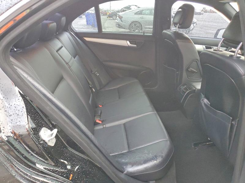 72432345 :رقم المزاد ، WDDGF4HB7DR248876 vin ، 2013 Mercedes-benz C مزاد بيع