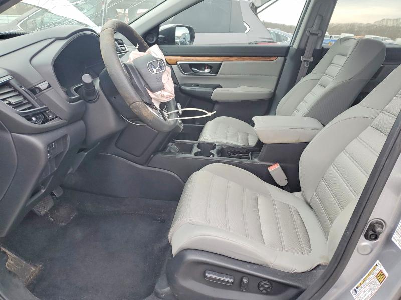 99191925 :رقم المزاد ، 7FARW2H57JE094175 vin ، 2018 Honda Cr-v مزاد بيع