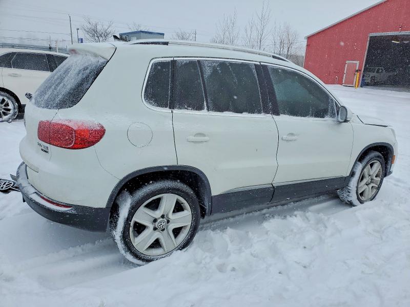 72514865 :رقم المزاد ، WVGJV7AX6GW594493 vin ، 2016 Volkswagen Tiguan مزاد بيع