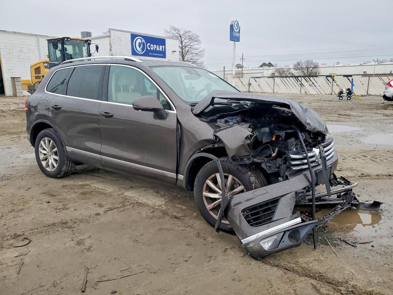 Aukcja sprzedaży 2017 Volkswagen Touareg, vin: WVGEF7BP2HD006874, numer aukcji: 73026545