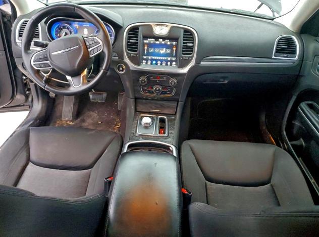 73497555 :رقم المزاد ، 2C3CCAAGXJH338450 vin ، 2018 Chrysler 300 مزاد بيع