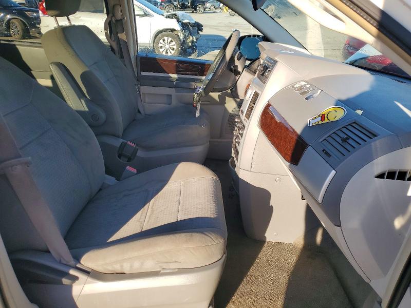 Продаж на аукціоні авто 2010 Chrysler Town & Country, vin: 2A4RR5D13AR183103, номер лоту: 99274805