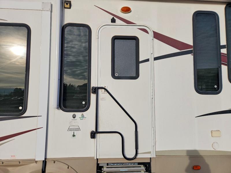 2013 Forest River Sierra Camper მანქანა იყიდება აუქციონზე, vin: 4X4FSEL26DJ038390, აუქციონის ნომერი: 73710105