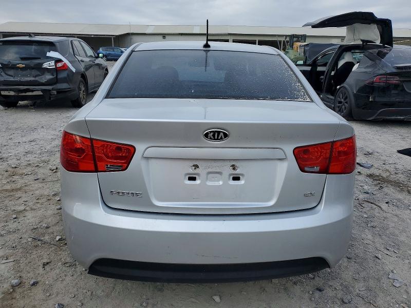 Продаж на аукціоні авто 2010 Kia Forte, vin: KNAFU4A22A5280401, номер лоту: 98200665