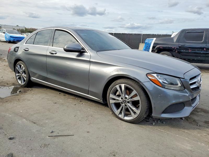 Продаж на аукціоні авто 2018 Mercedes-benz C 300, vin: 55SWF4JB2JU247103, номер лоту: 73556625