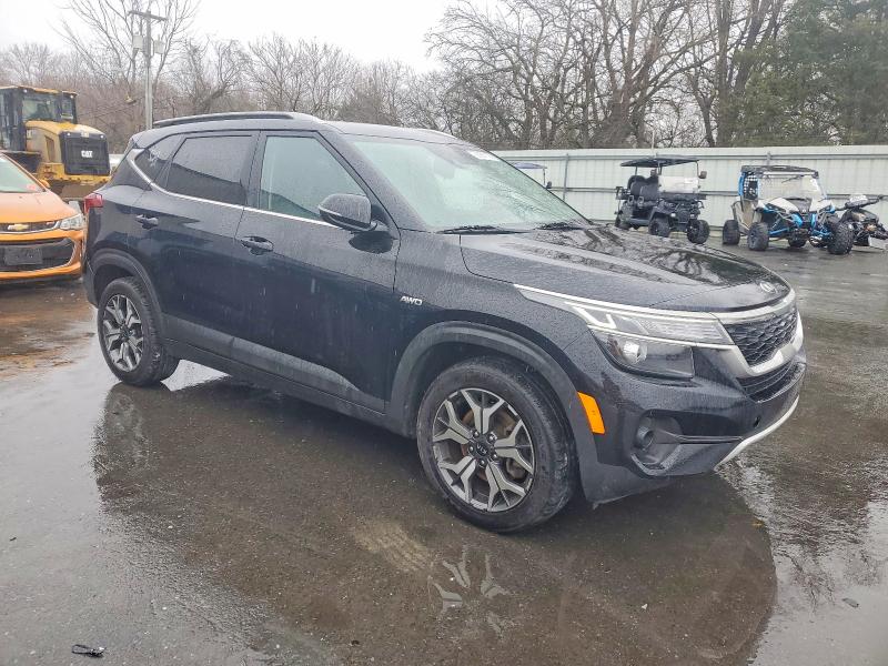 Продаж на аукціоні авто 2021 Kia Seltos, vin: KNDERCAAXM7181867, номер лоту: 97091155