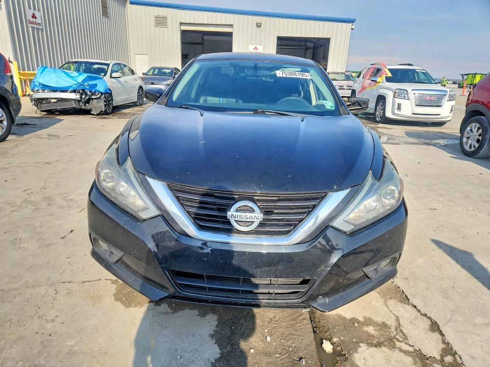 Aukcja sprzedaży 2018 Nissan Altima, vin: 1N4AL3AP7JC246171, numer aukcji: 75388195