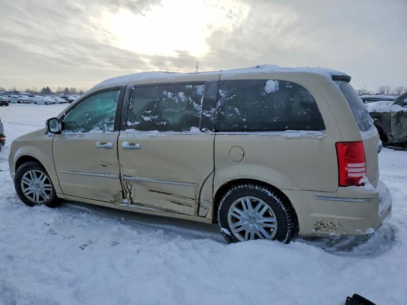 74429955 :رقم المزاد ، 2A4RR6DX4AR457404 vin ، 2010 Chrysler Town & Country مزاد بيع