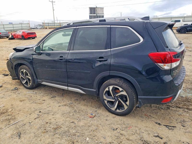 2022 Subaru Forester მანქანა იყიდება აუქციონზე, vin: JF2SKARCXNH492679, აუქციონის ნომერი: 74329295