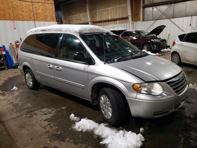 2006 Chrysler Town & Cou მანქანა იყიდება აუქციონზე, vin: 2A4GP44R36R717687, აუქციონის ნომერი: 73438305