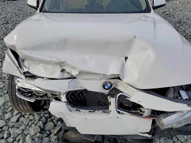 Продаж на аукціоні авто 2018 Bmw 320, vin: WBA8E5G57JNV02315, номер лоту: 99204395